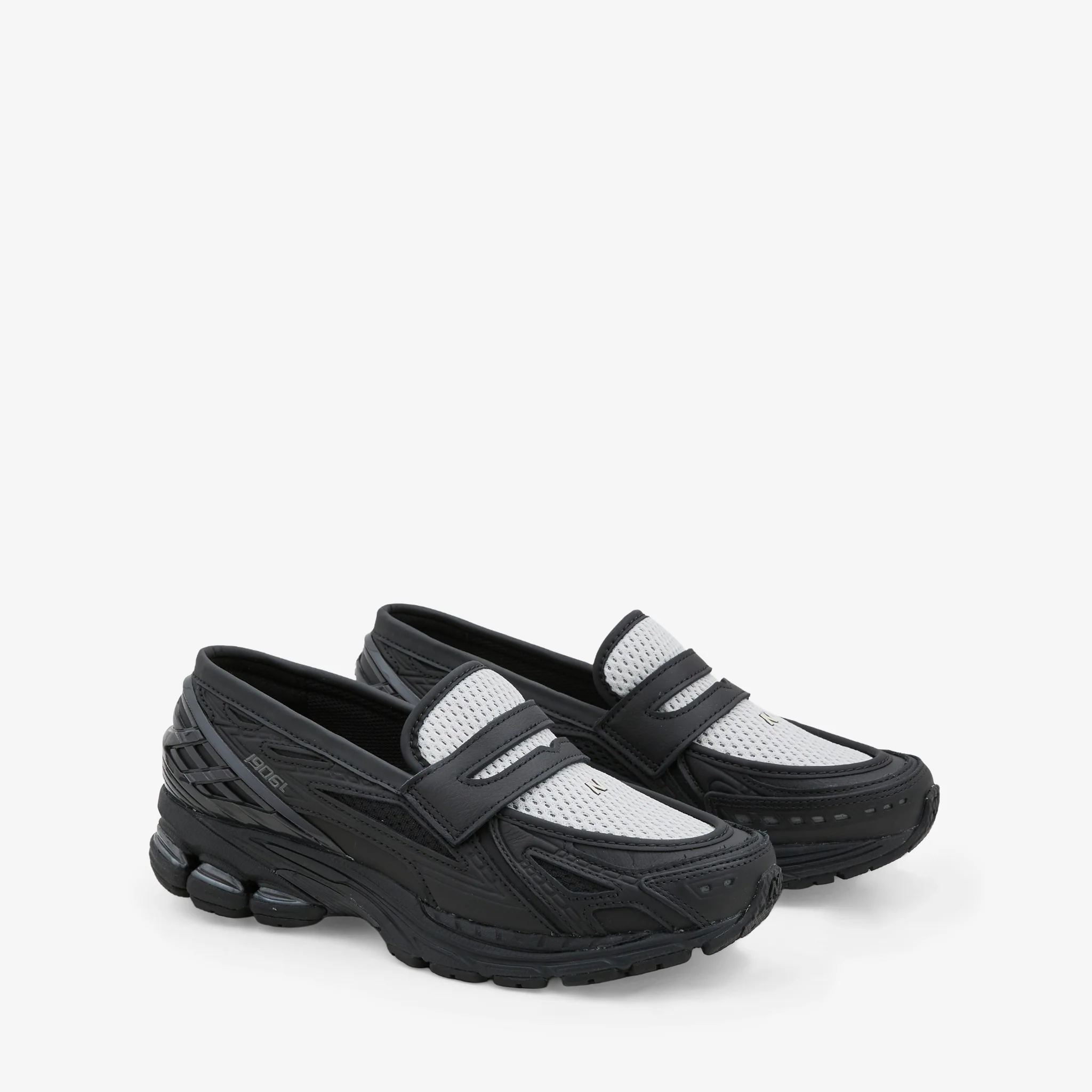 Sale - New Balance